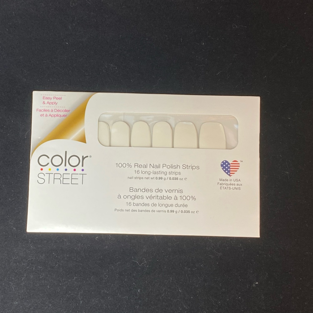 Color Street- Swiss and Tell